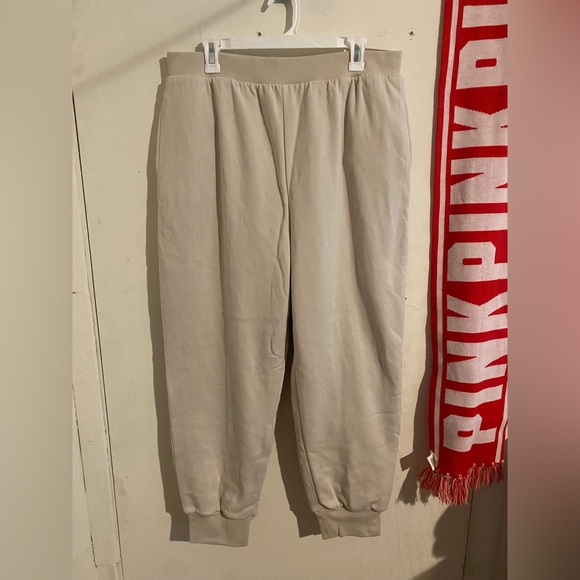 Victoria Secret PINK reversible Sherpa jogger xl - Picture 3 of 9
